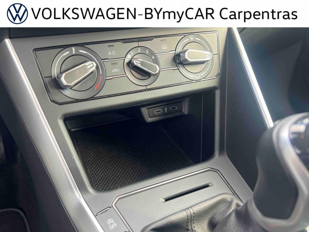 Volkswagen Polo - Photo 30