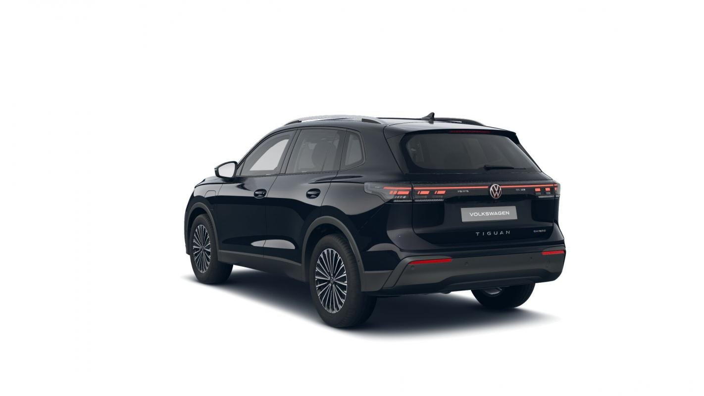 Volkswagen Tiguan - Photo 3