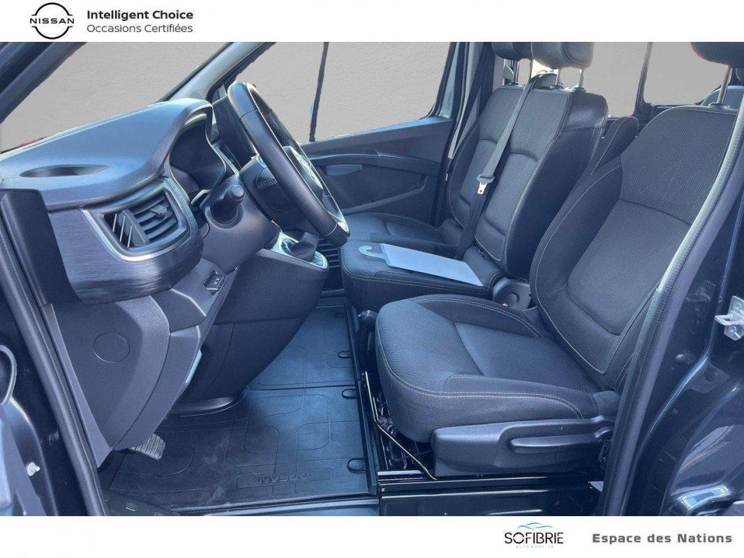 Nissan Primastar - Photo 11