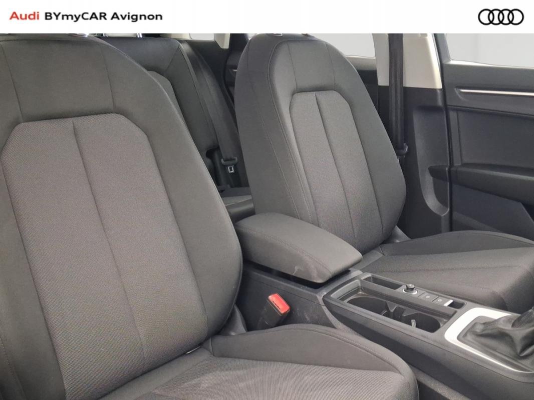 Audi Q3 - Photo 22