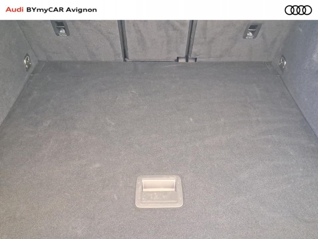 Audi Q3 - Photo 23