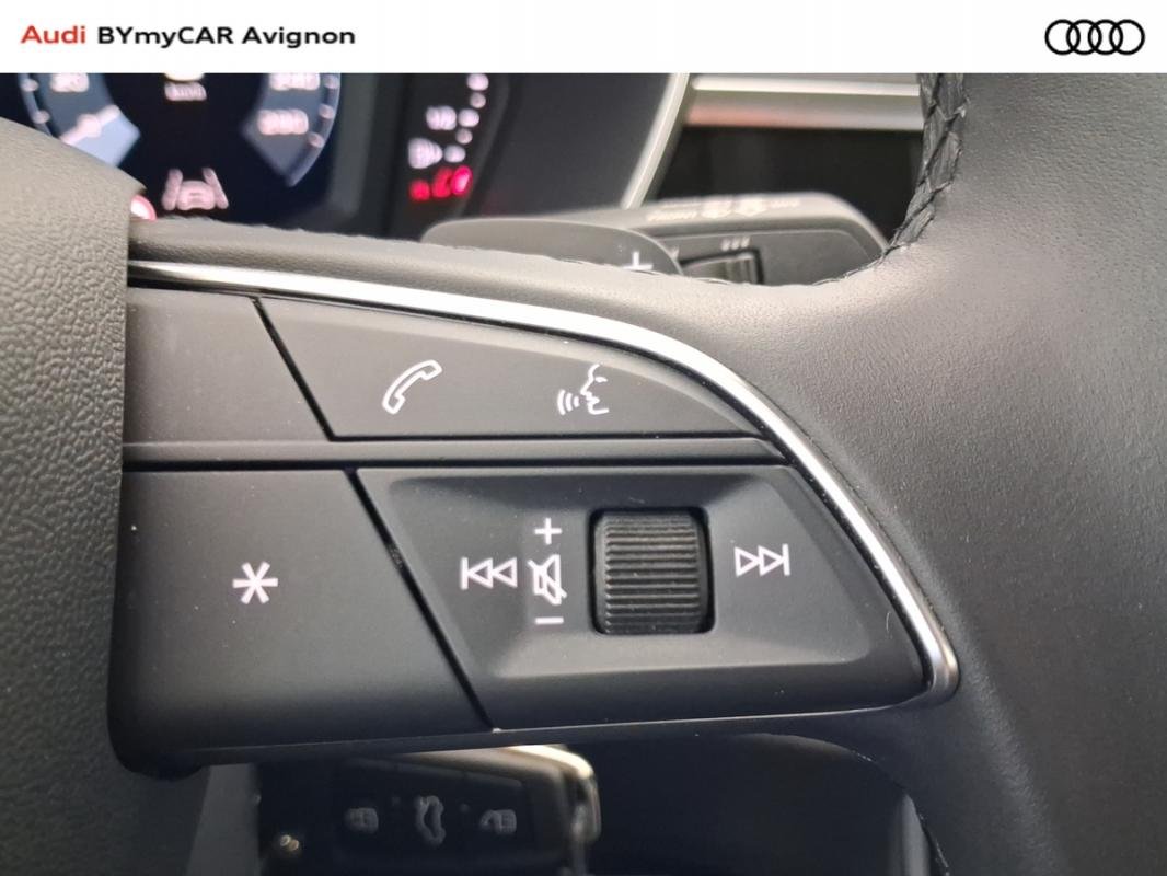 Audi Q3 - Photo 31