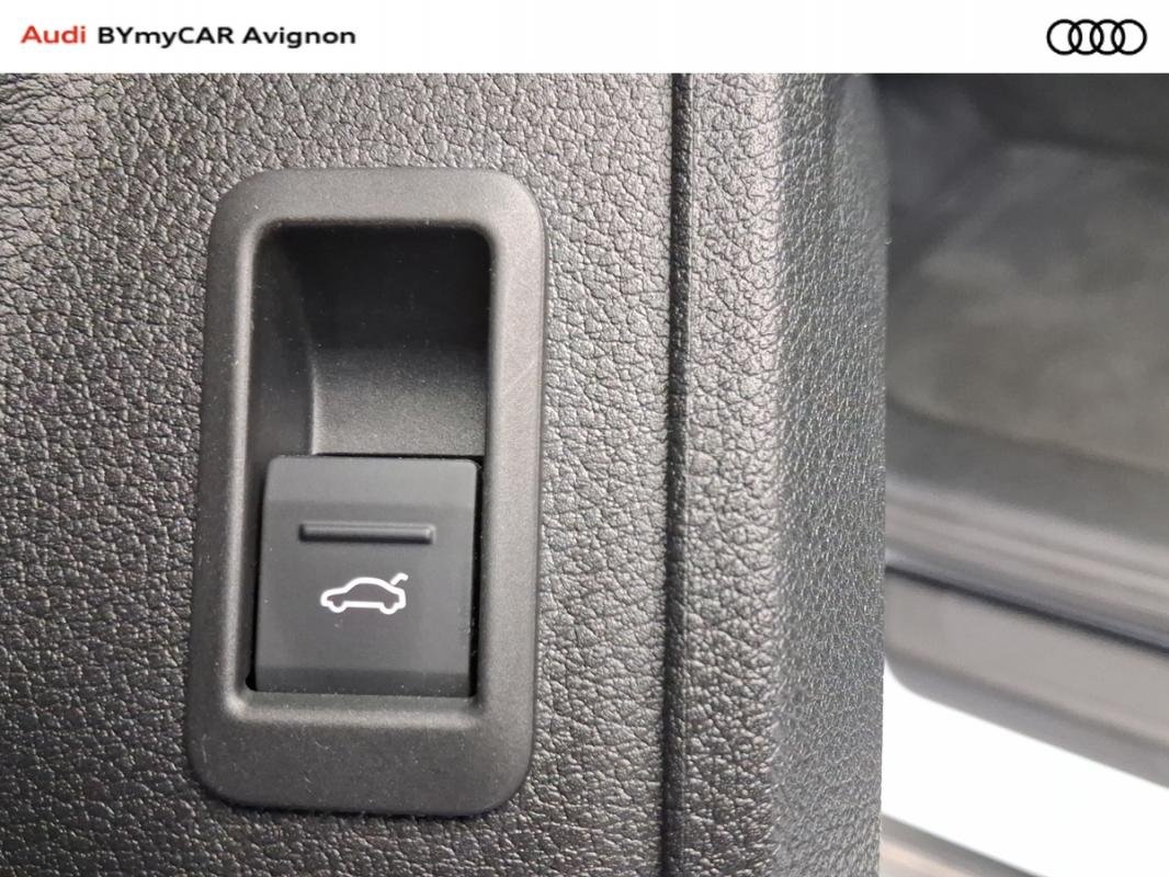 Audi Q3 - Photo 35