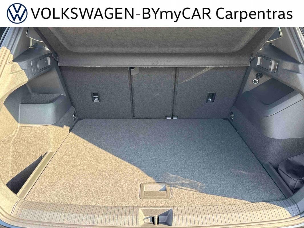 Volkswagen Tiguan - Photo 21