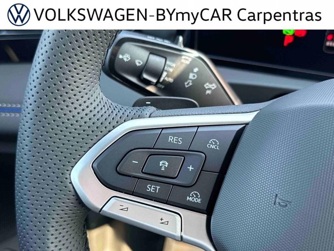 Volkswagen Tiguan - Photo 35