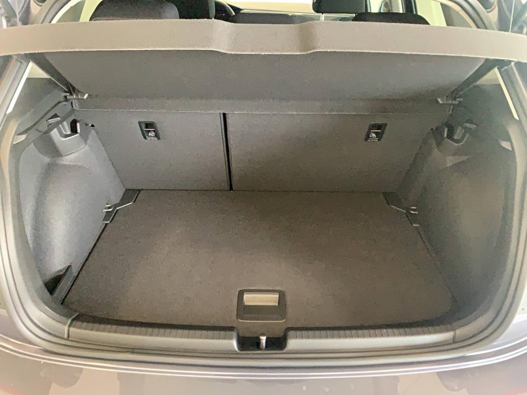 Volkswagen Polo - Photo 12