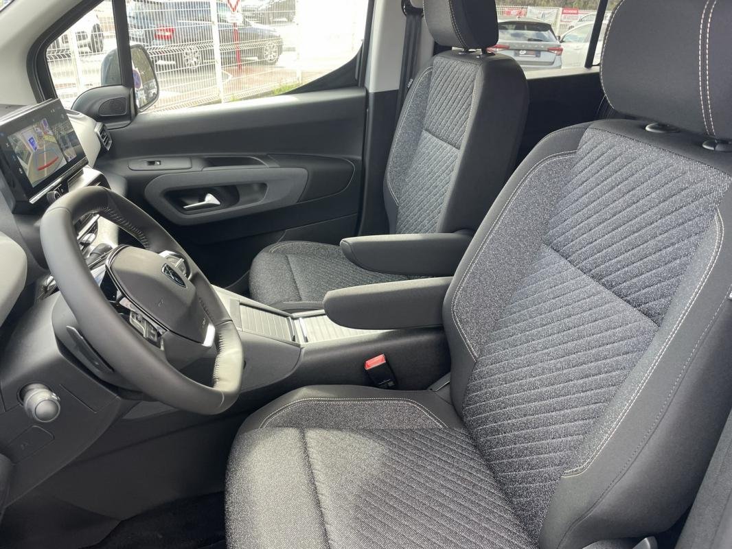 Peugeot Rifter - Photo 24