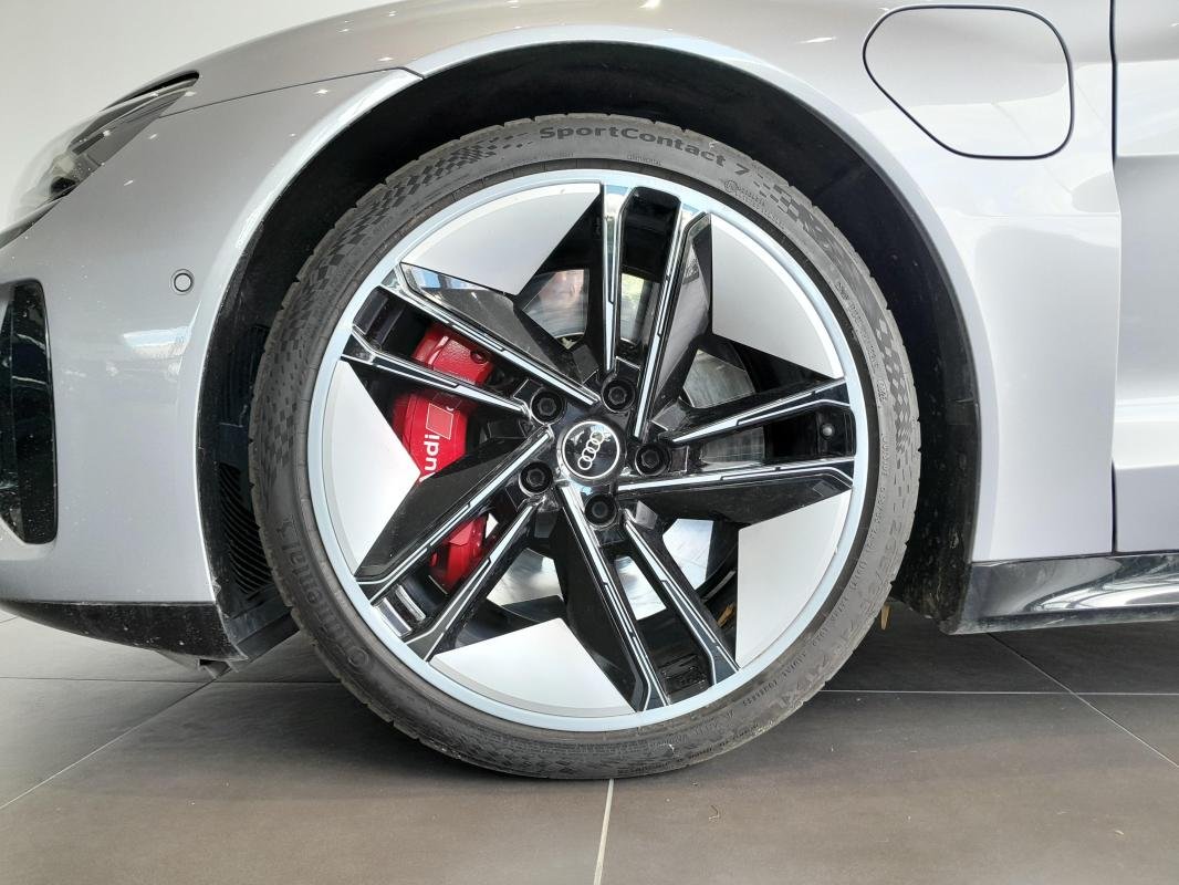 Audi e-tron gt - Photo 11