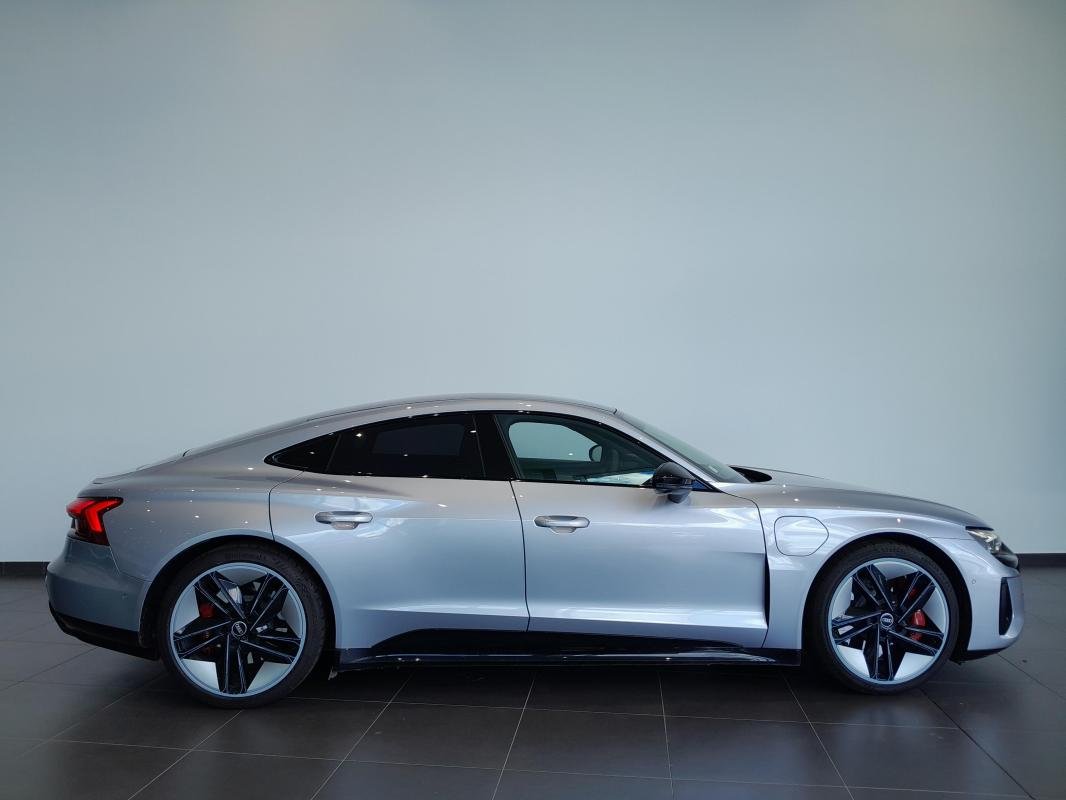 Audi e-tron gt - Photo 35