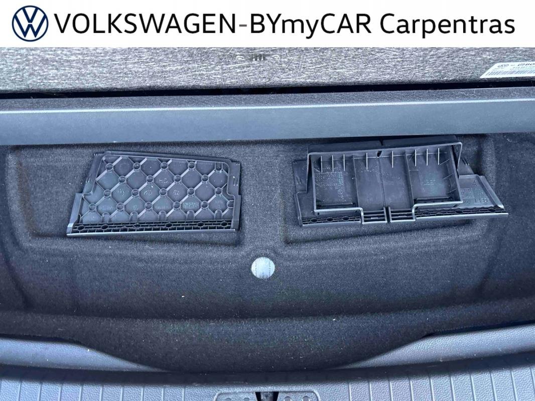 Volkswagen Touran - Photo 19