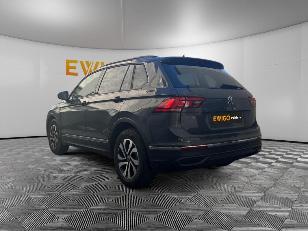 Volkswagen Tiguan - Photo 4