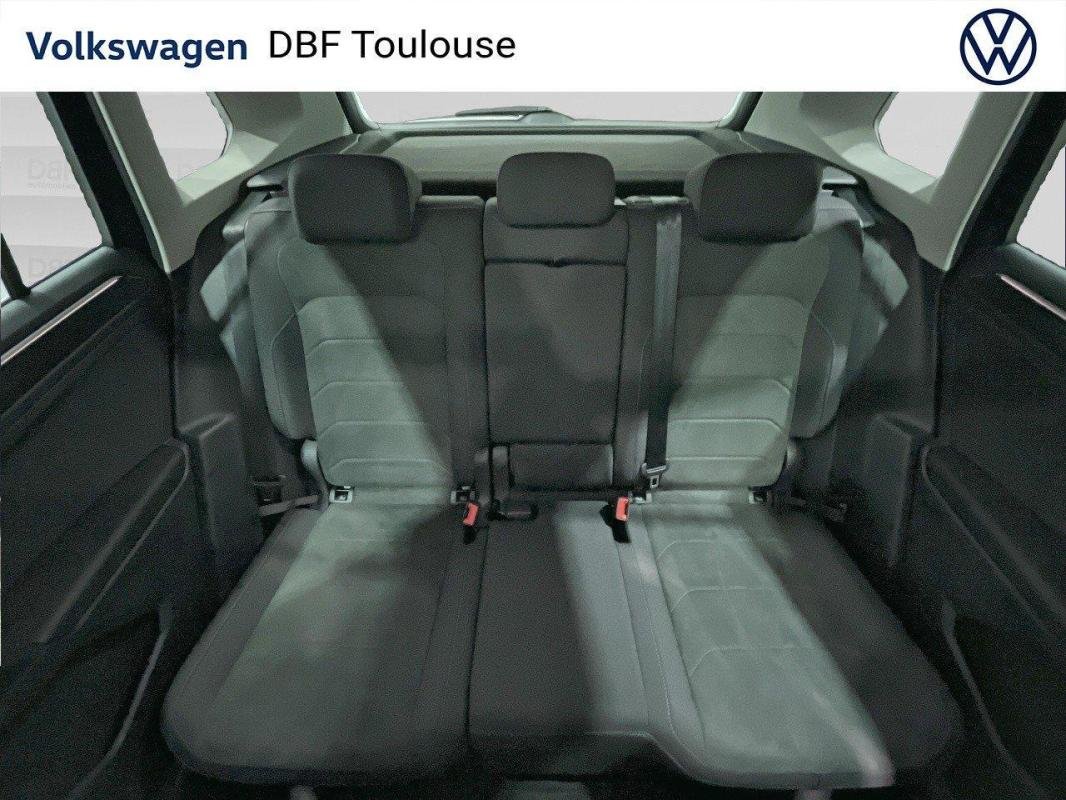 Volkswagen Tiguan - Photo 11