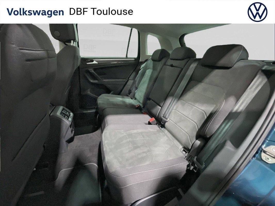 Volkswagen Tiguan - Photo 12