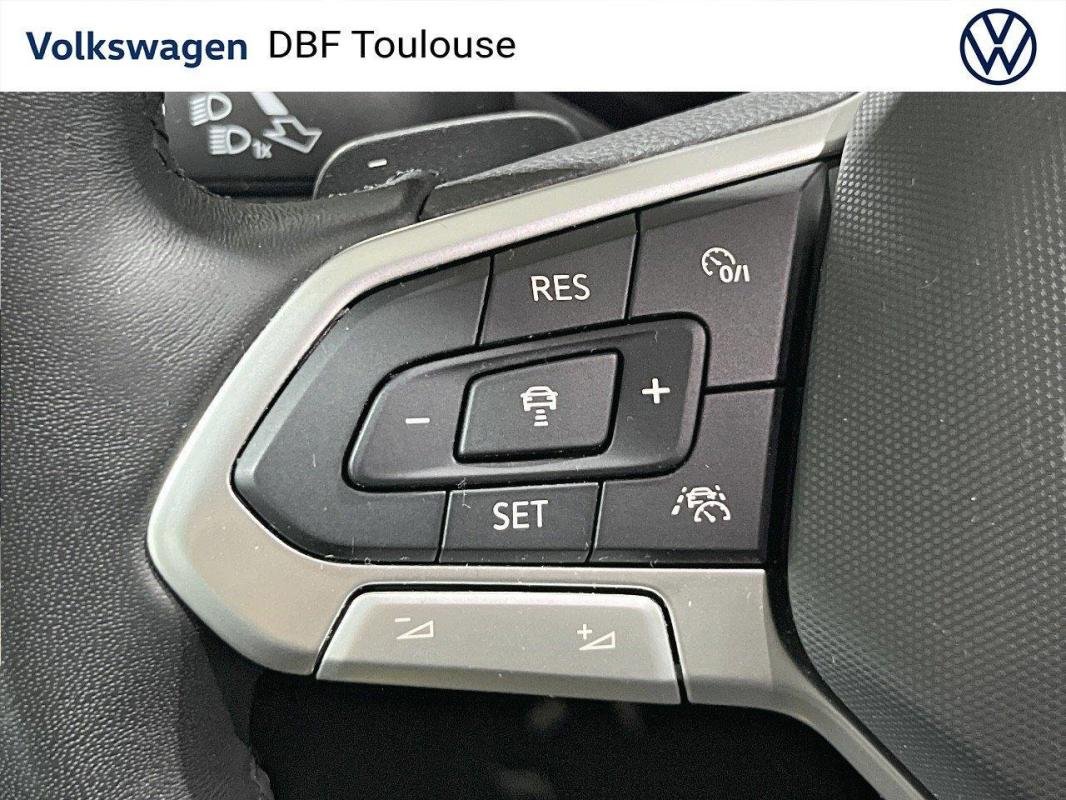 Volkswagen Tiguan - Photo 22