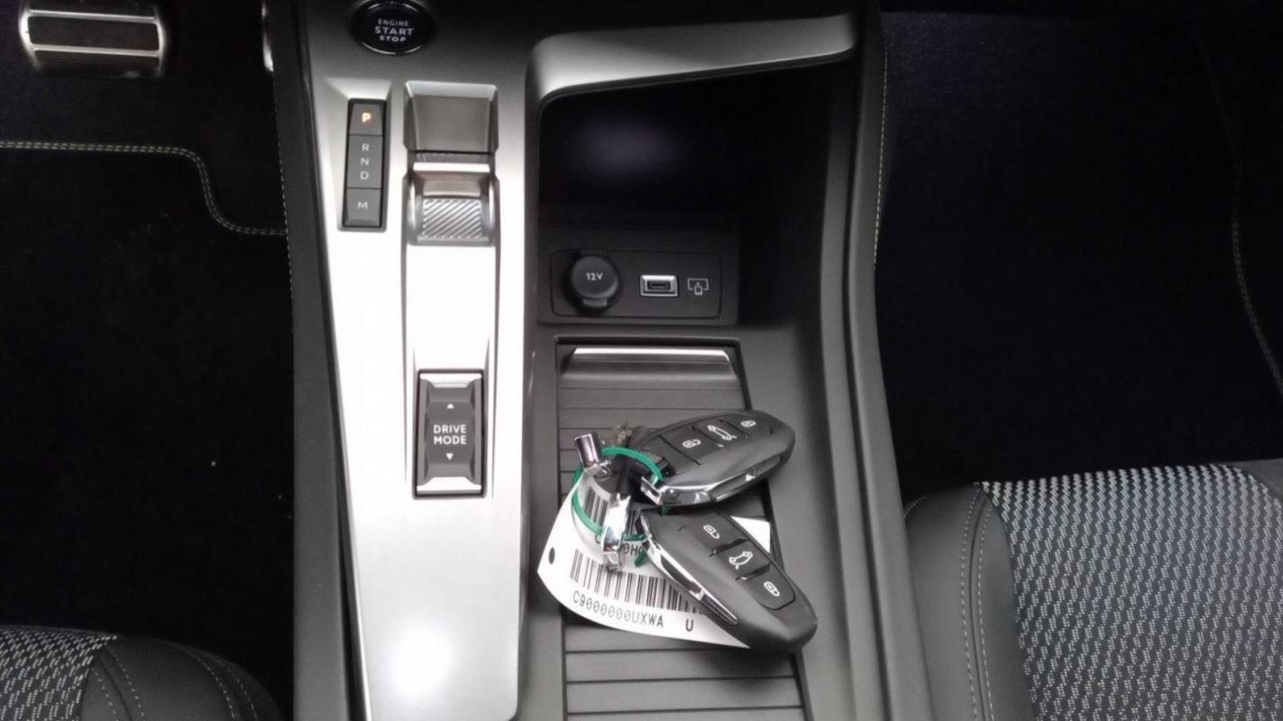 Peugeot 308 SW - Photo 29