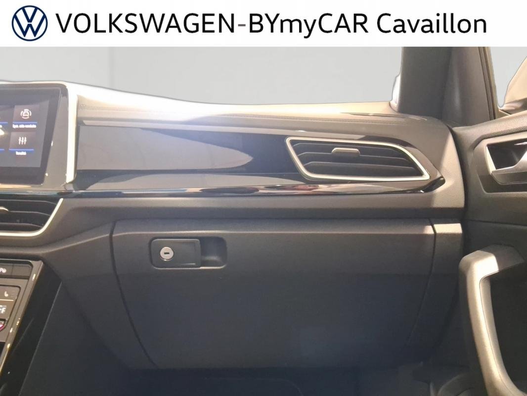Volkswagen T-Roc - Photo 17