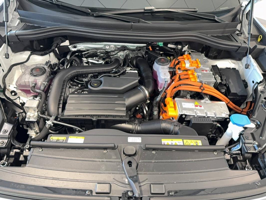 Volkswagen Tiguan - Photo 13