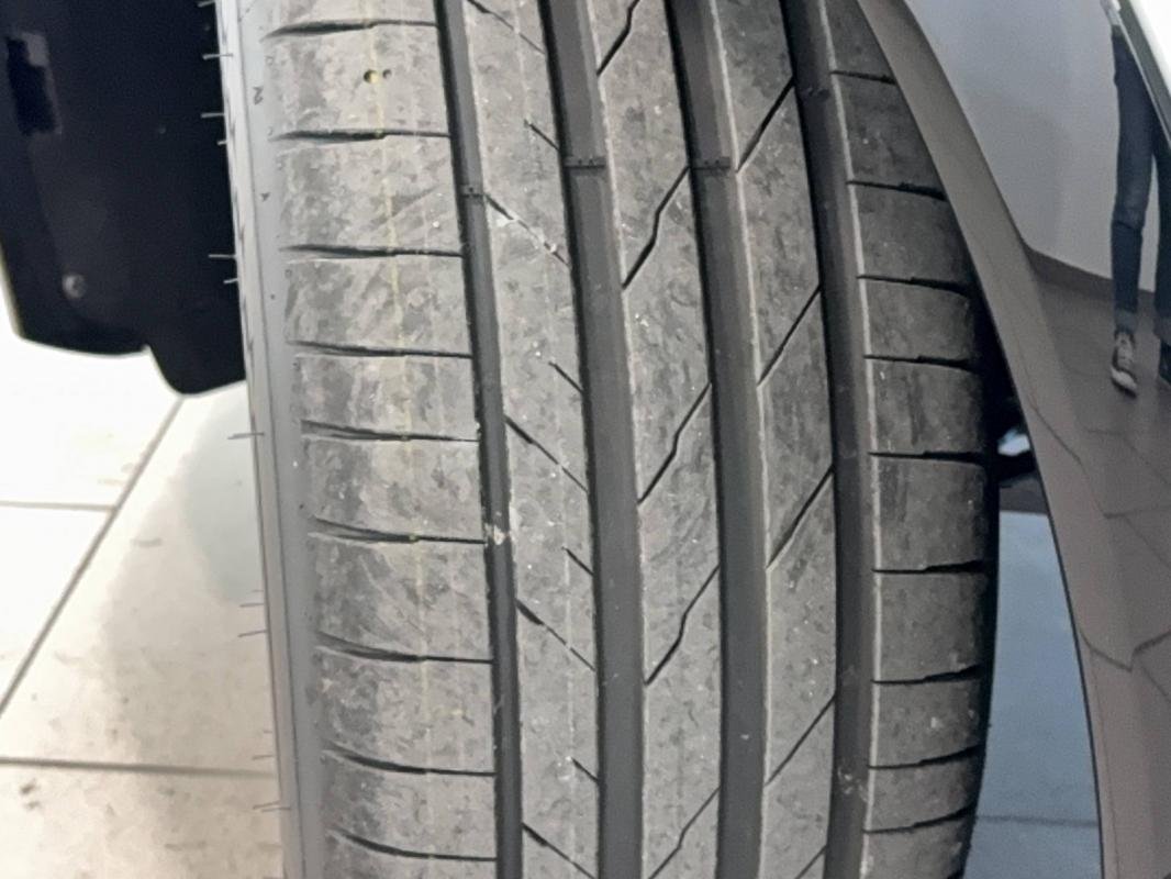 Volkswagen Tiguan - Photo 14