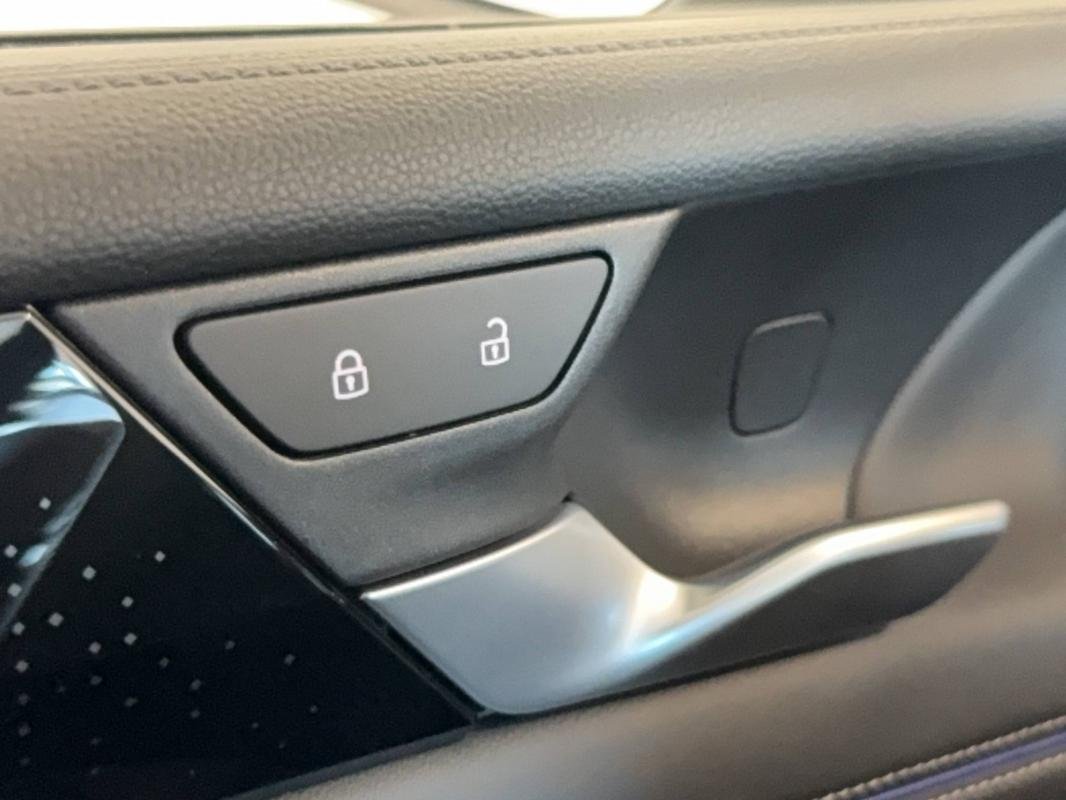 Volkswagen Tiguan - Photo 18