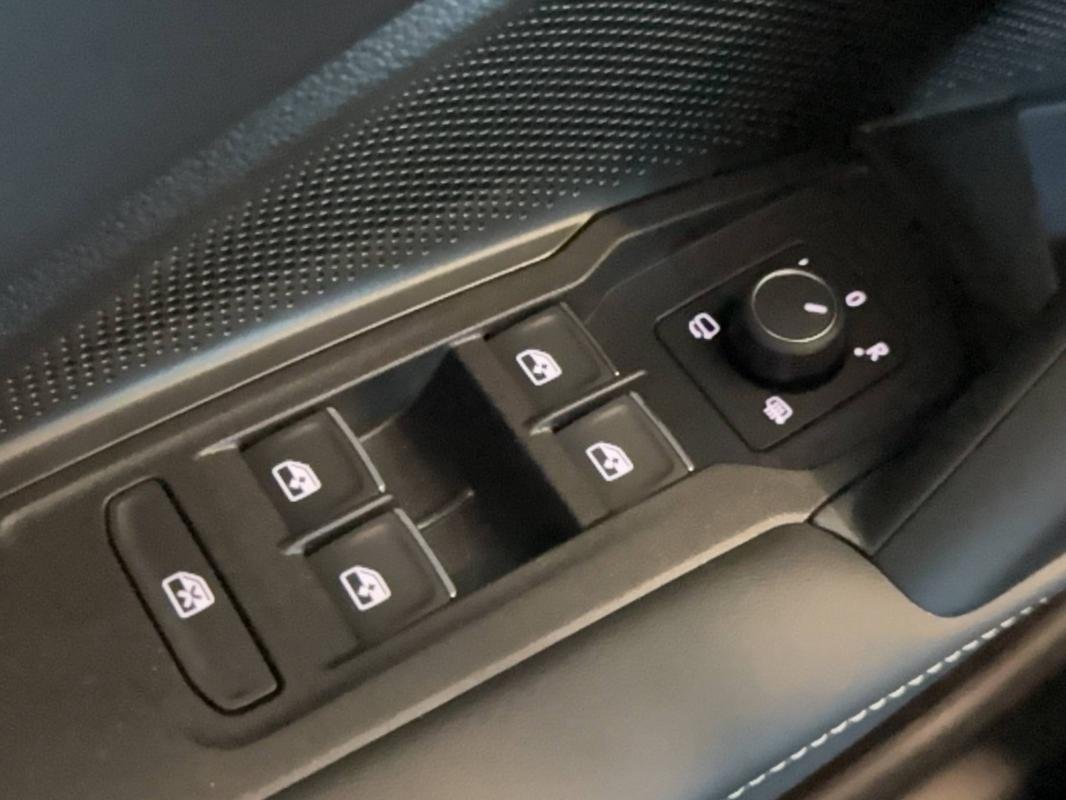 Volkswagen Tiguan - Photo 20