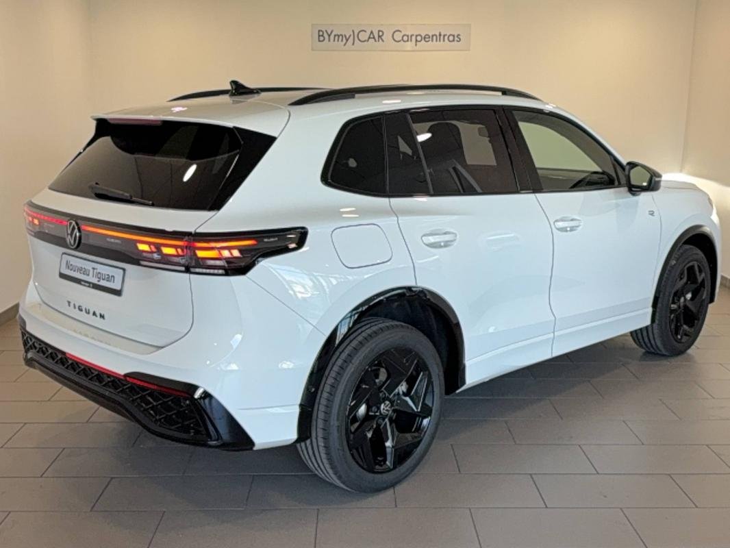 Volkswagen Tiguan - Photo 3