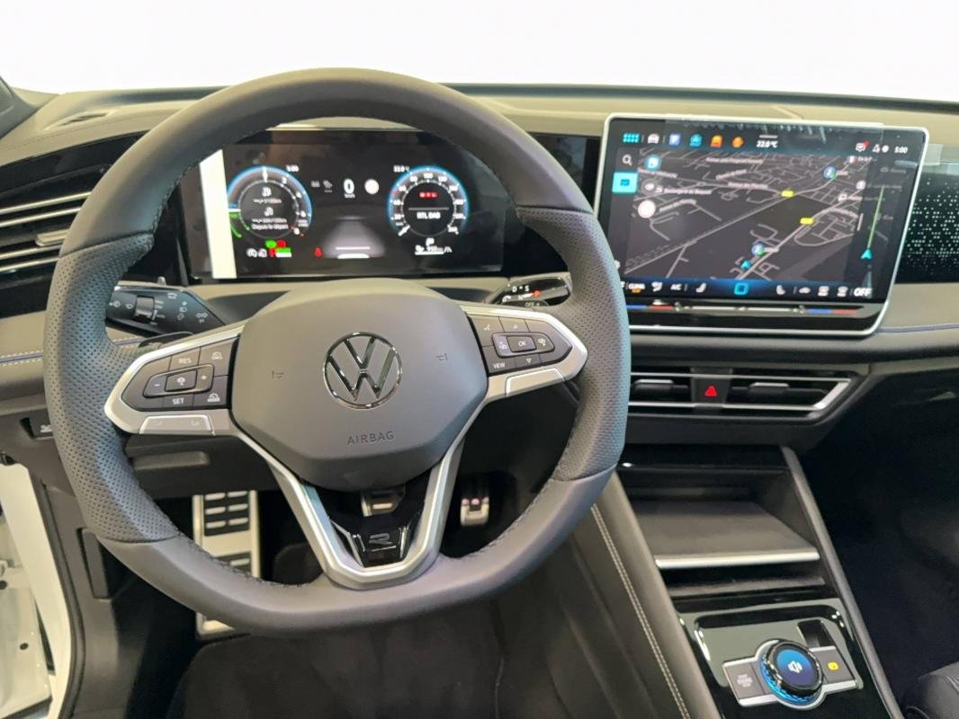 Volkswagen Tiguan - Photo 6