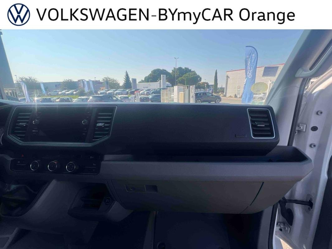 Volkswagen Crafter - Photo 23