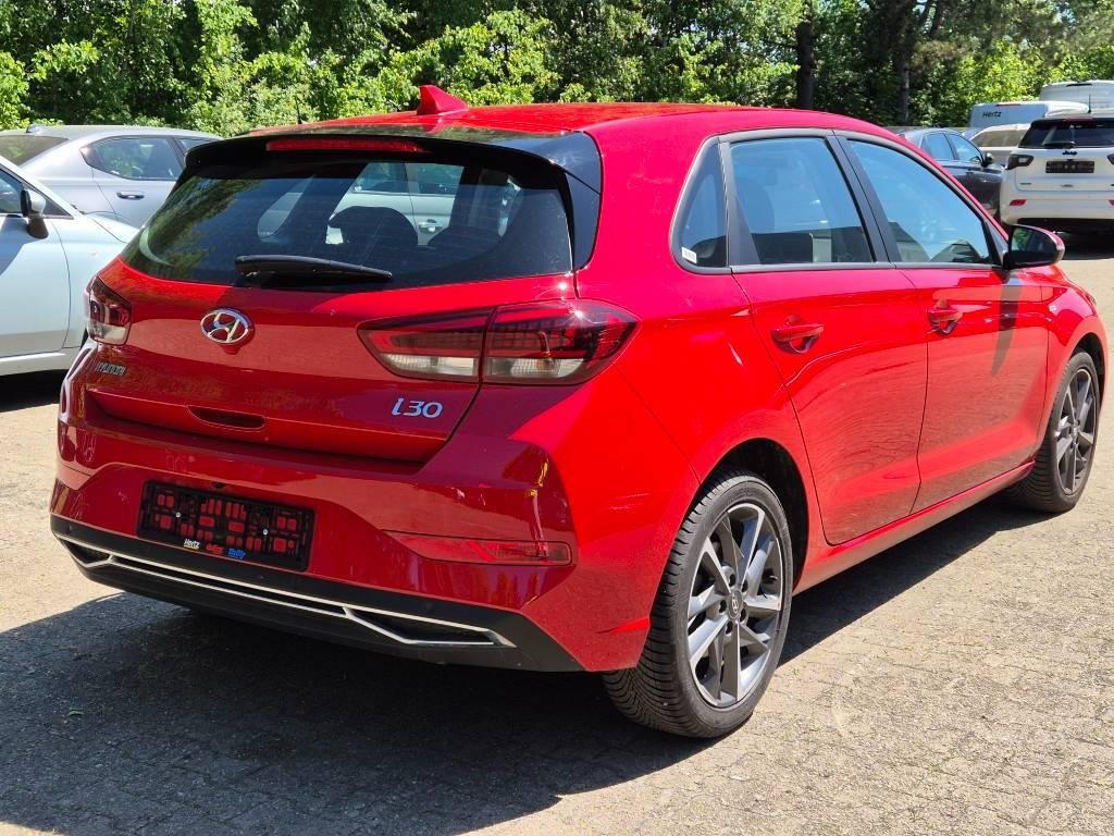 Hyundai i30 - Photo 4