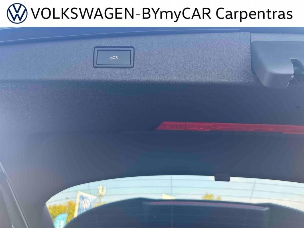 Volkswagen Tiguan - Photo 22