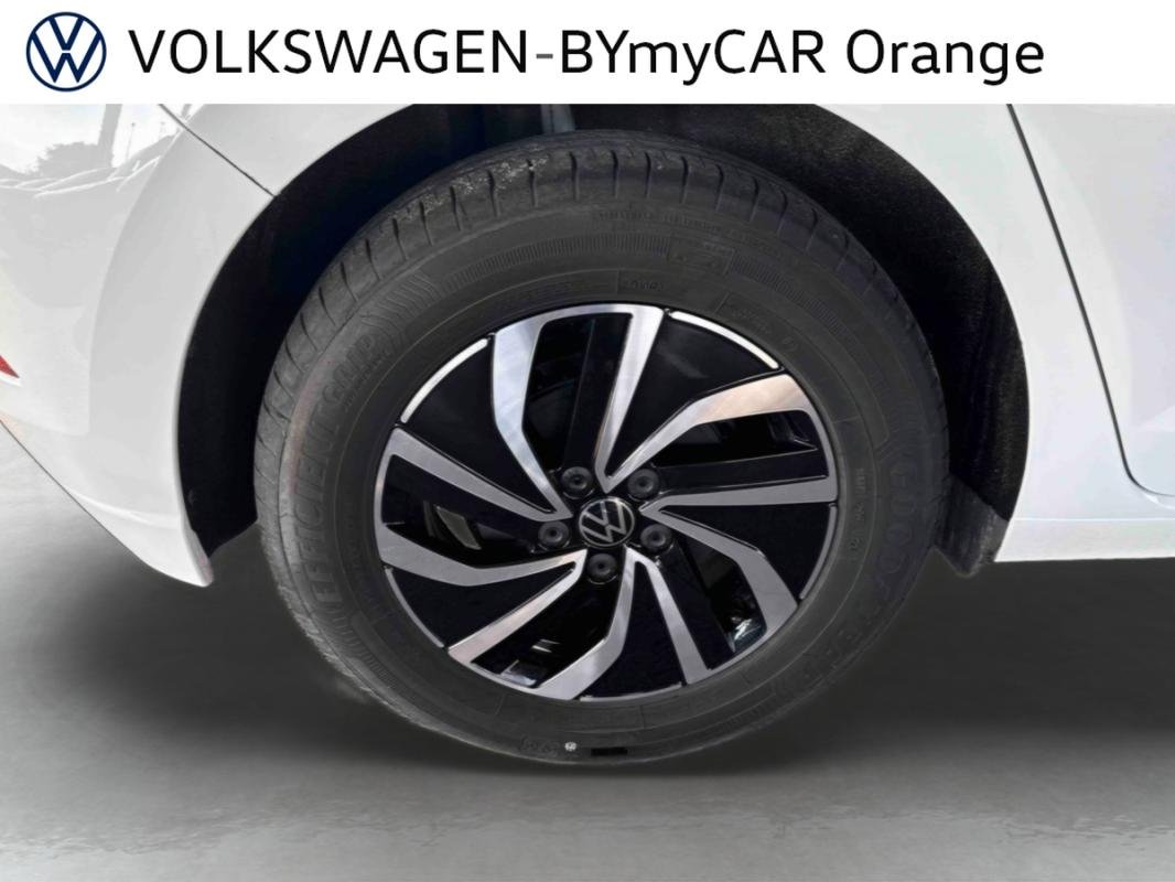 Volkswagen Polo - Photo 11