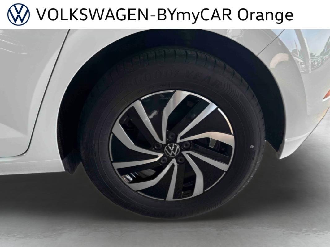 Volkswagen Polo - Photo 10