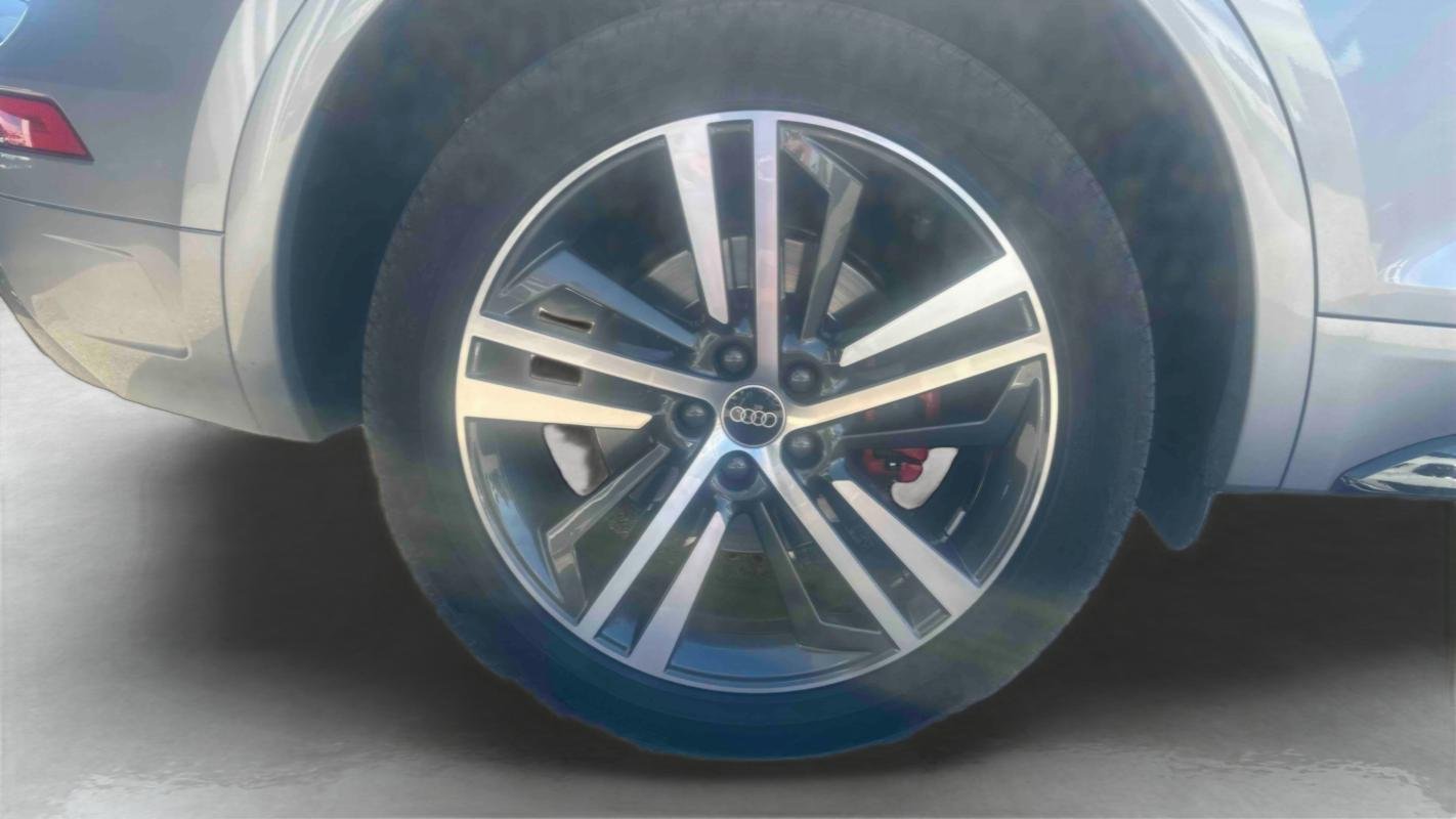 Audi Q5 - Photo 11