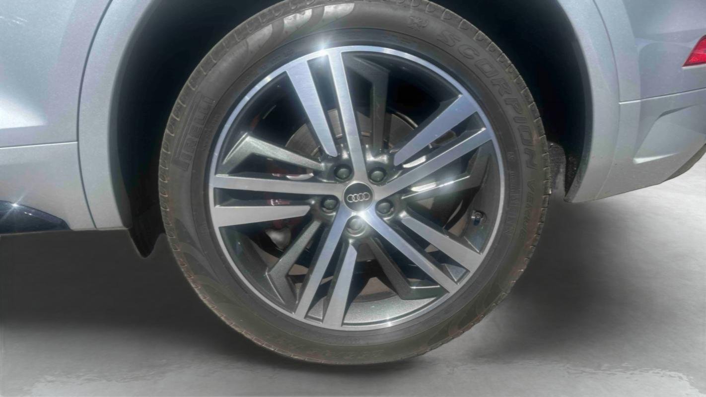 Audi Q5 - Photo 10