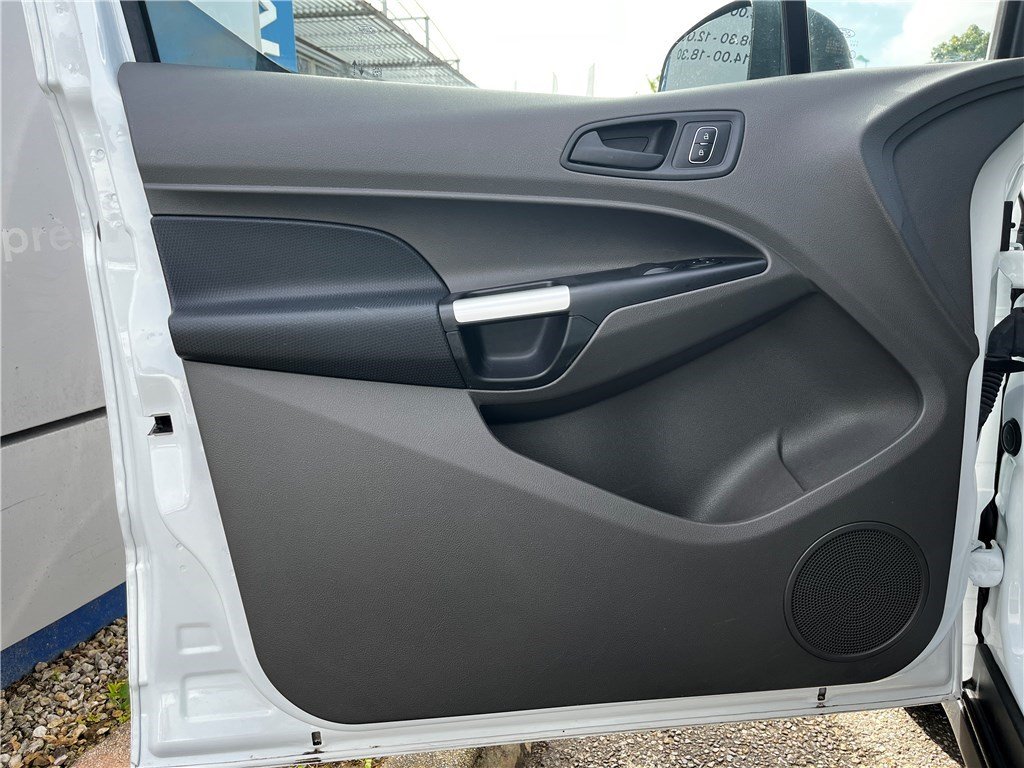 Ford Transit Connect - Photo 12