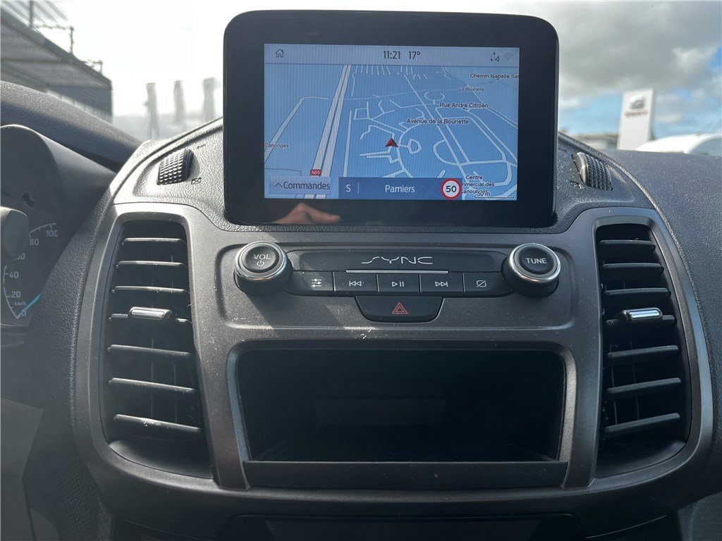 Ford Transit Connect - Photo 16