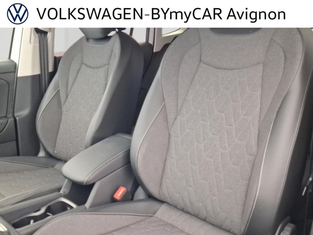 Volkswagen Tiguan - Photo 31