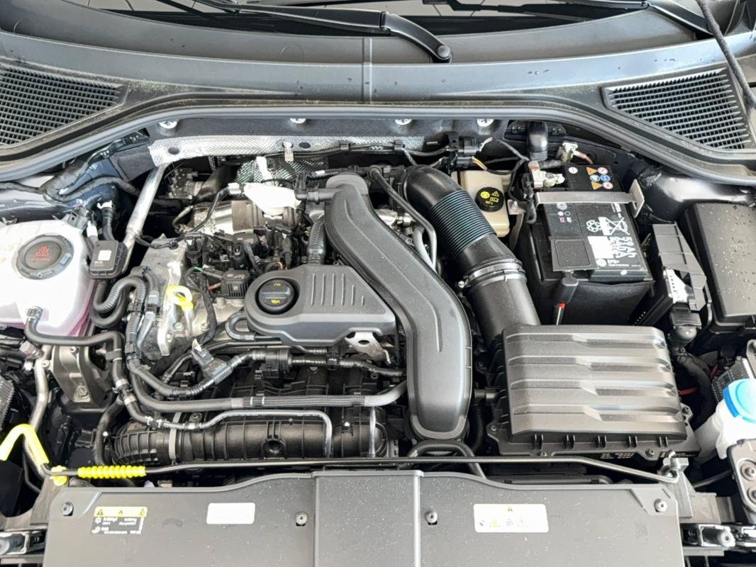 Volkswagen T-Roc - Photo 13