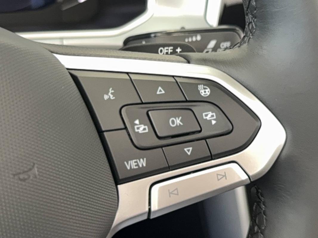 Volkswagen T-Roc - Photo 23