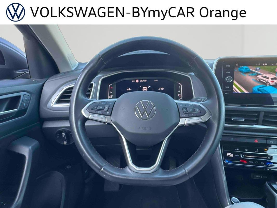 Volkswagen T-Roc - Photo 13