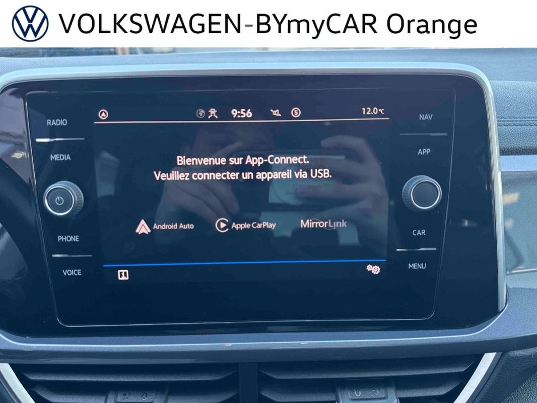 Volkswagen T-Roc - Photo 28