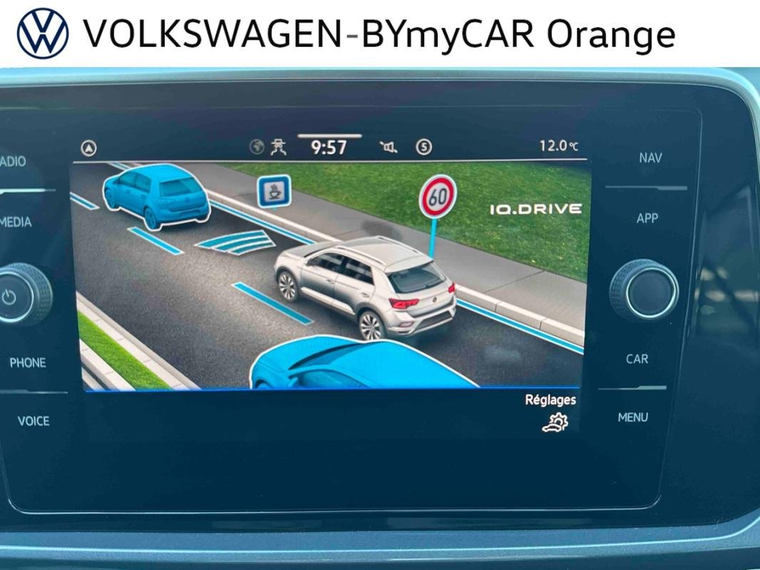 Volkswagen T-Roc - Photo 31