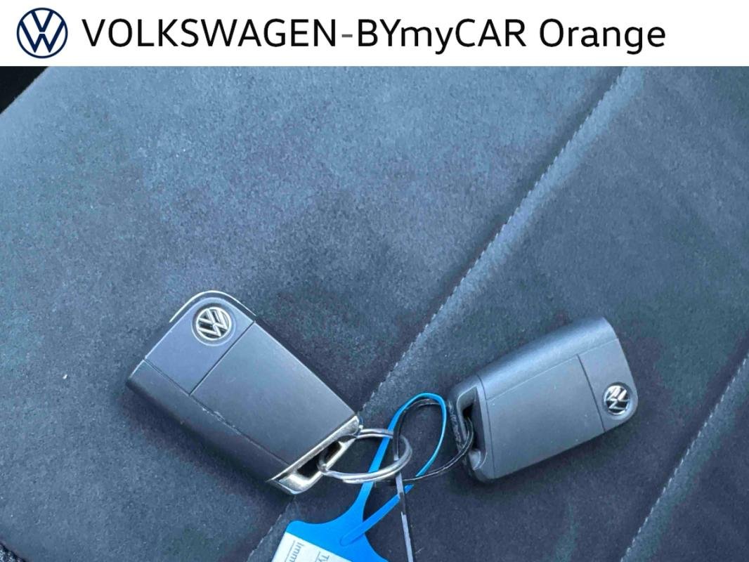 Volkswagen T-Roc - Photo 32
