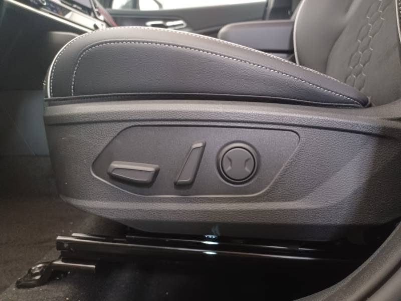 Kia Sportage - Photo 32