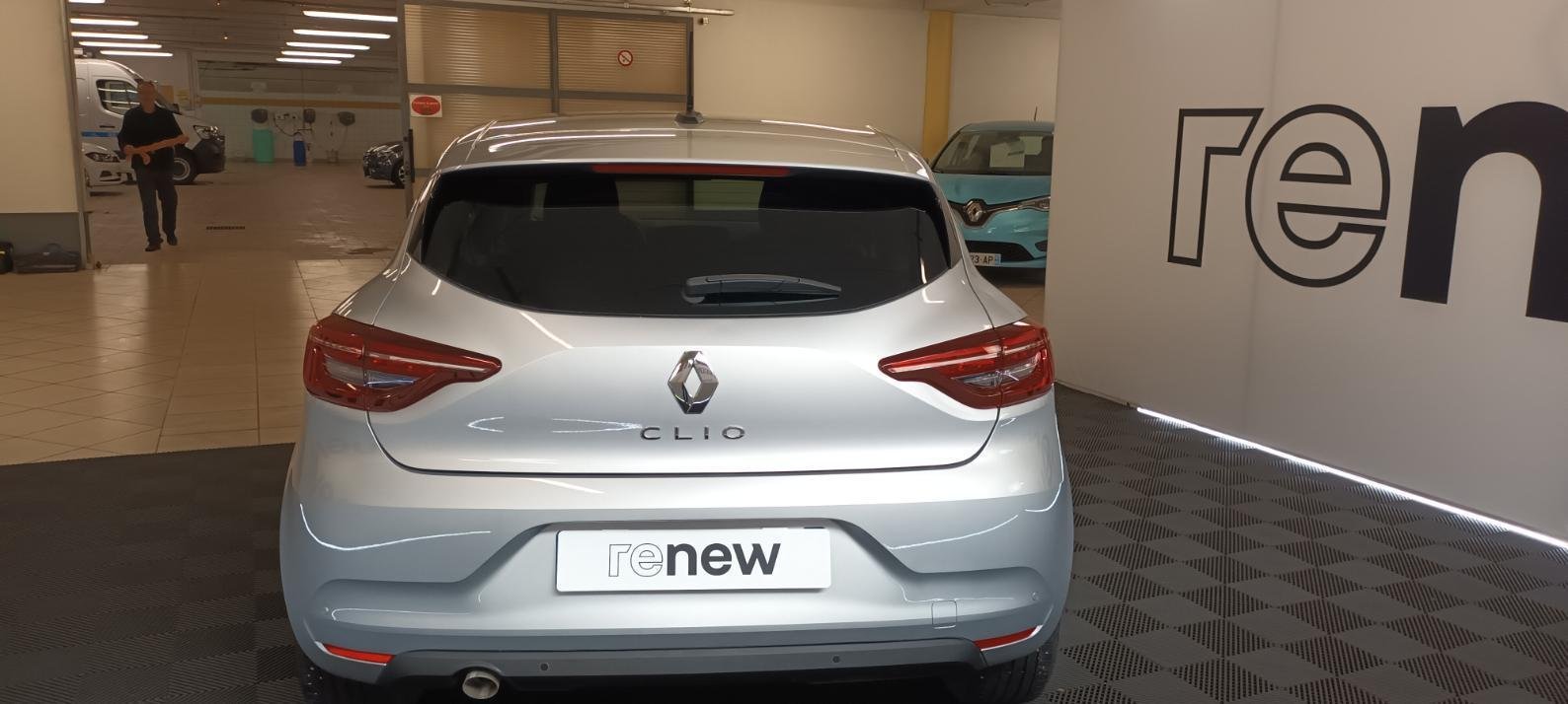 Renault Clio - Photo 11