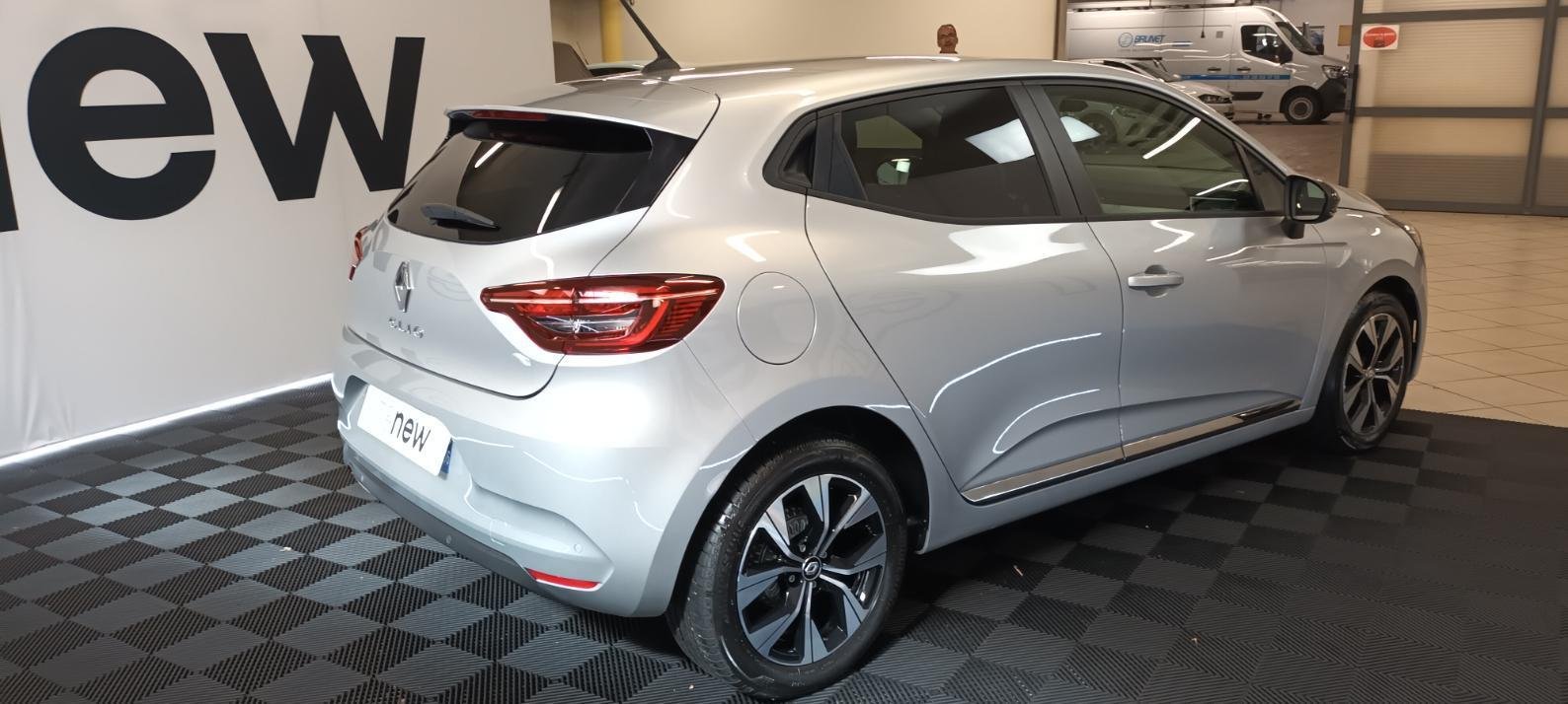 Renault Clio - Photo 13