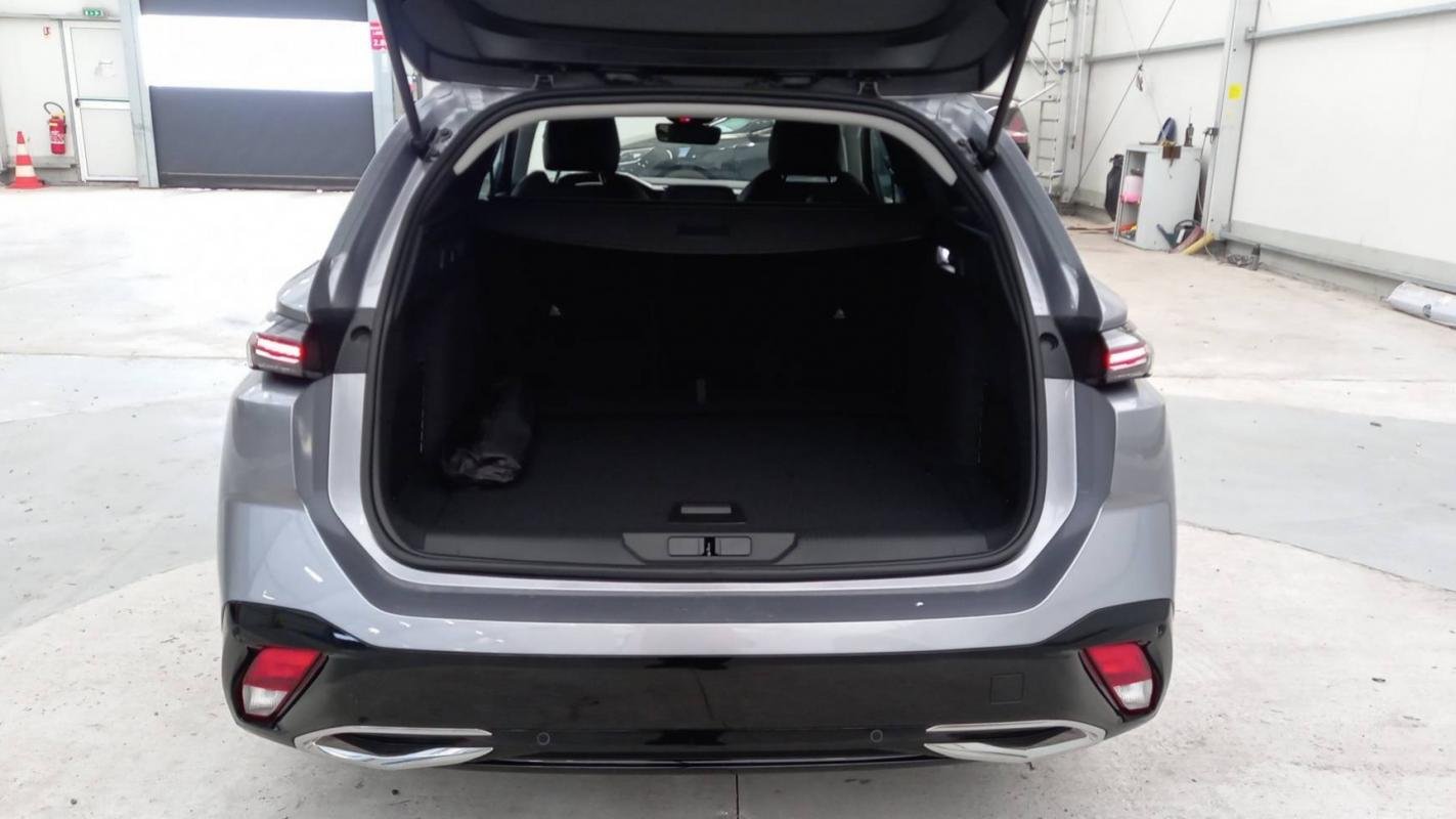 Peugeot 308 SW - Photo 13