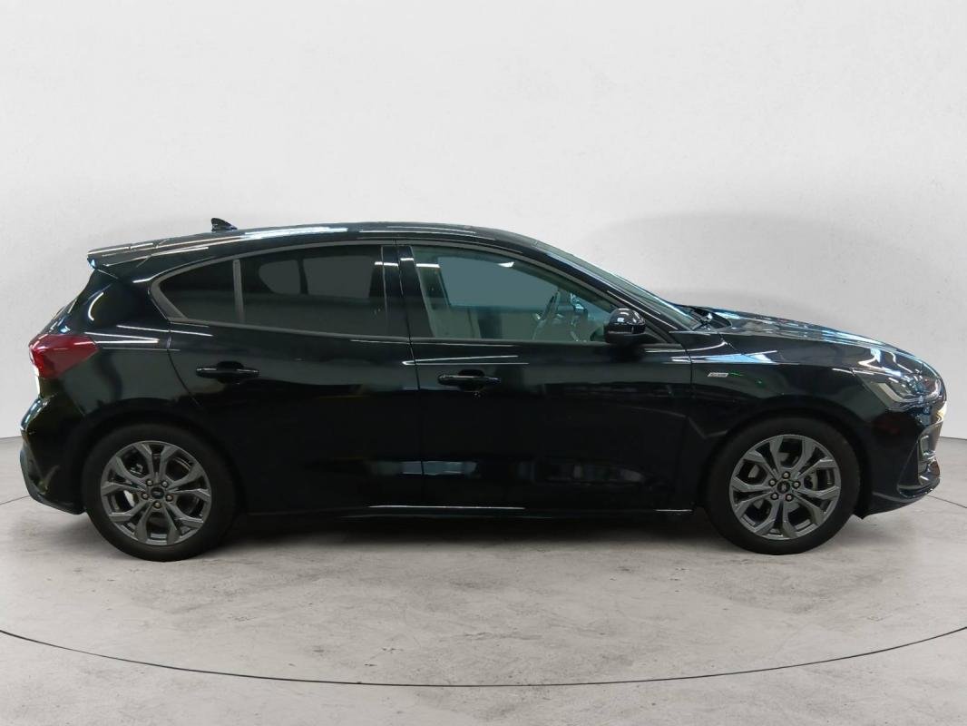 Ford Focus - Photo 15