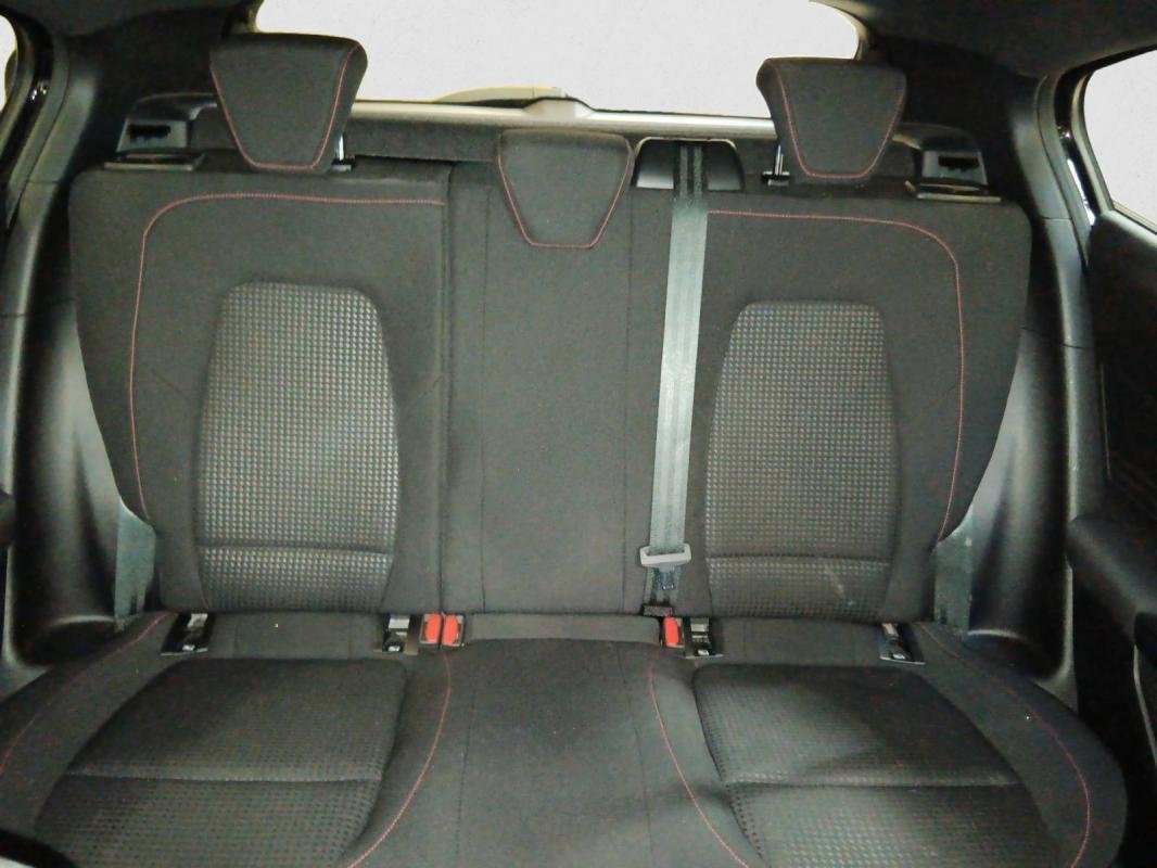 Ford Focus - Photo 9