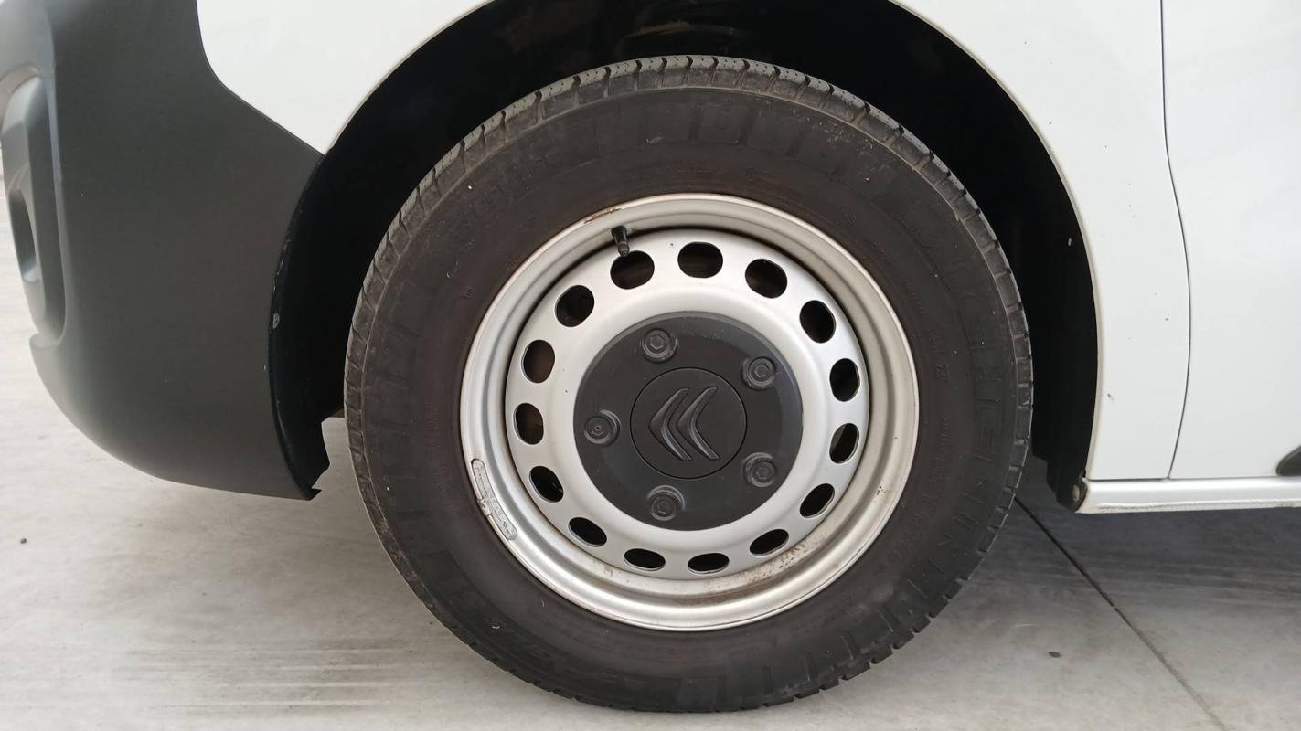Citroën Jumpy - Photo 16