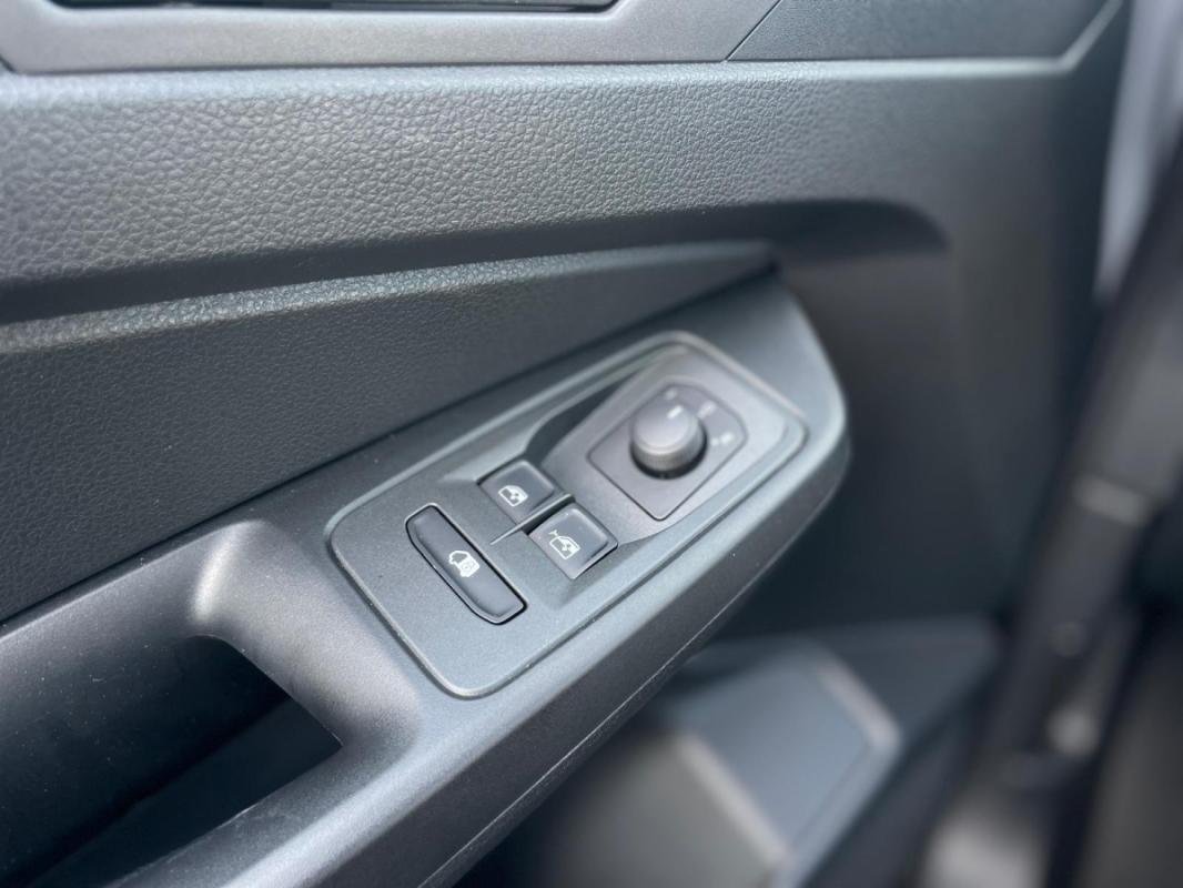 Volkswagen Caddy - Photo 36